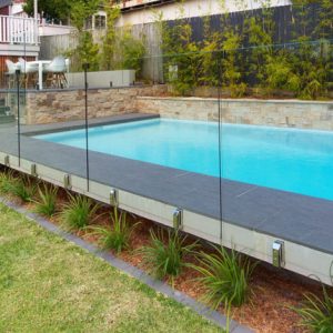 Lower North Shore Pool Design with Stone Feature Wall | Northbridge ...