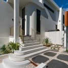 Beautiful Front Yard Design in Sydney